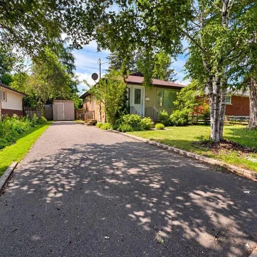 Premium freehold home for sale: 65, Dunning, Aurora Village, Aurora