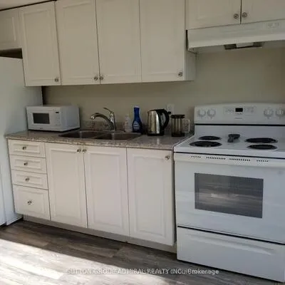 15B, Cundles, Cundles East, Barrie