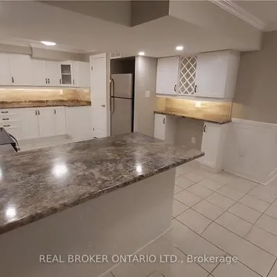 118, Sandringham, Innis-Shore, Barrie