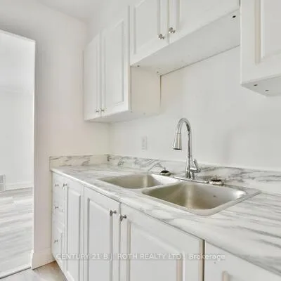 2,&nbsp;Grove, Wellington, Barrie