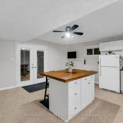 7,&nbsp;Margaret (Lower Level), East Bayfield, Barrie