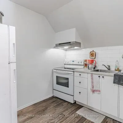 42,&nbsp;Toronto, City Centre, Barrie