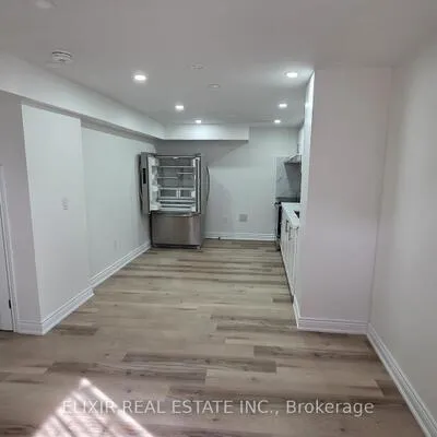 41,&nbsp;Blair, Grove East, Barrie