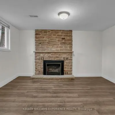 124,&nbsp;Springdale, Cundles East, Barrie