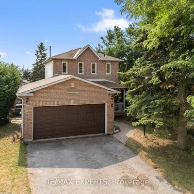 11,&nbsp;Penton, West Bayfield, Barrie