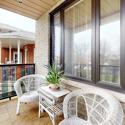 32,&nbsp;Stephanie, Painswick South, Barrie