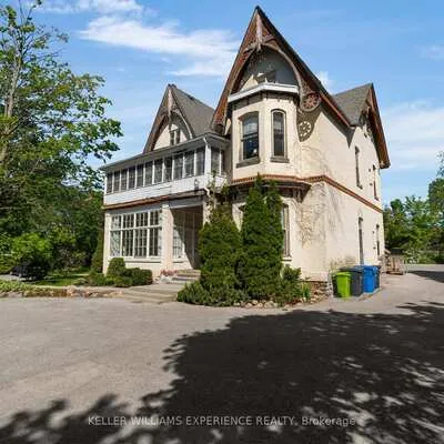 101,&nbsp;Clapperton, Codrington, Barrie