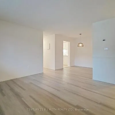 339,&nbsp;Blake, North Shore, Barrie