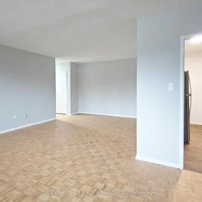 37,&nbsp;Peel, City Centre, Barrie