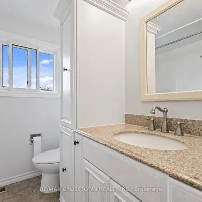 29,&nbsp;Baker, Cundles East, Barrie