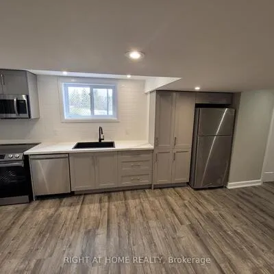 205,&nbsp;Cardinal, Cundles East, Barrie
