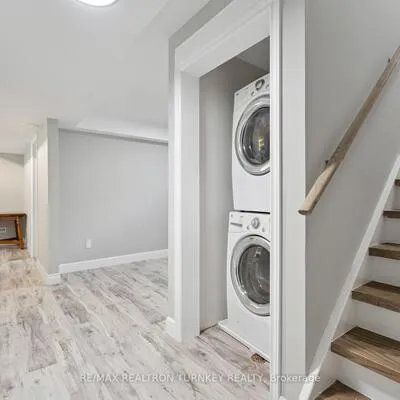 62,&nbsp;Arthur, Grove East, Barrie