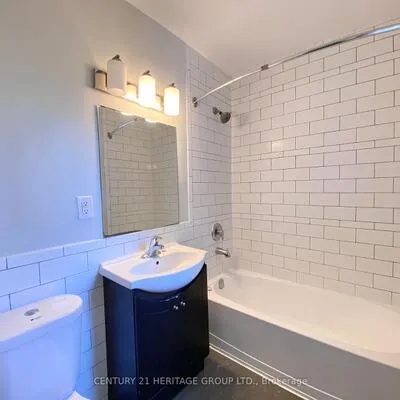 174,&nbsp;Grove, Wellington, Barrie