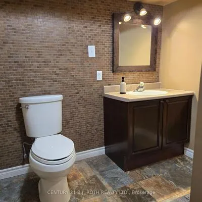 105,&nbsp;Chieftain, Allandale Heights, Barrie