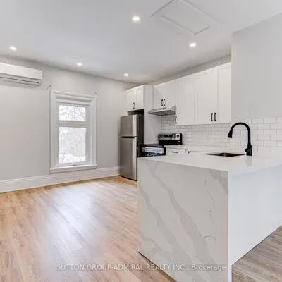 167,&nbsp;Collier, North Shore, Barrie