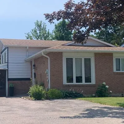 24,&nbsp;Frost, Letitia Heights, Barrie