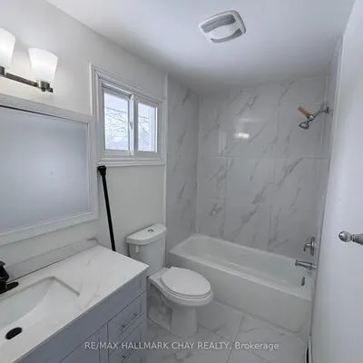 152,&nbsp;Rose, Wellington, Barrie