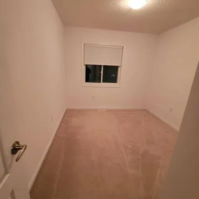 21,&nbsp;Franks, Allandale, Barrie