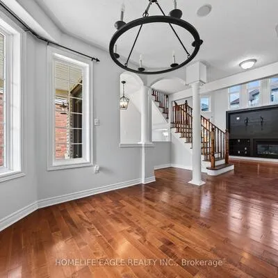 12,&nbsp;Kensington, Innis-Shore, Barrie
