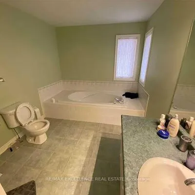 35,&nbsp;Mckenzie, Ardagh, Barrie