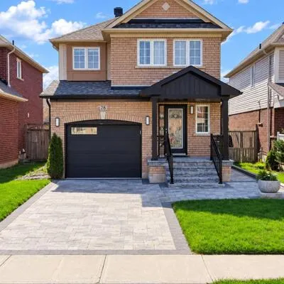 28,&nbsp;Versailles, Innis-Shore, Barrie