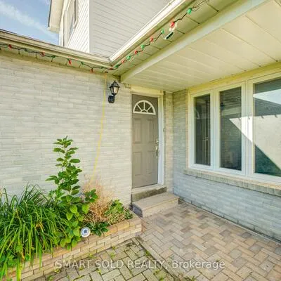 90,&nbsp;Moon, Ardagh, Barrie