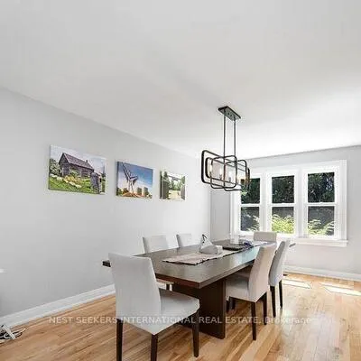 98,&nbsp;Blake, North Shore, Barrie