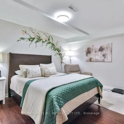 63, The Queensway, Innis-Shore, Barrie