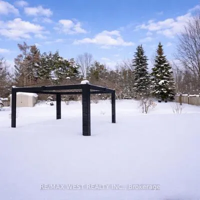90,&nbsp;Birkhall, Innis-Shore, Barrie