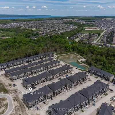 33,&nbsp;Red Maple, Innis-Shore, Barrie