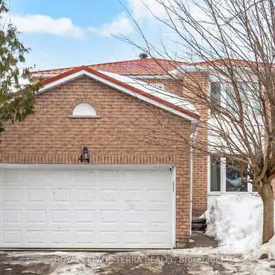 44,&nbsp;Carruthers, Grove East, Barrie