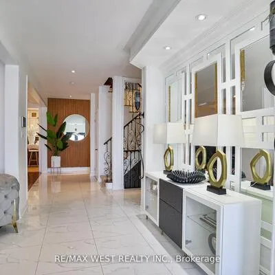 134,&nbsp;Sandringham, Innis-Shore, Barrie