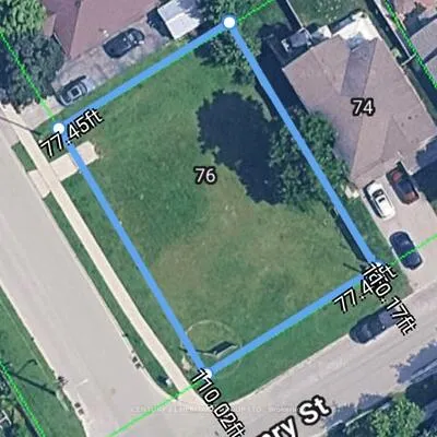 76,&nbsp;Henry, Queen's Park, Barrie