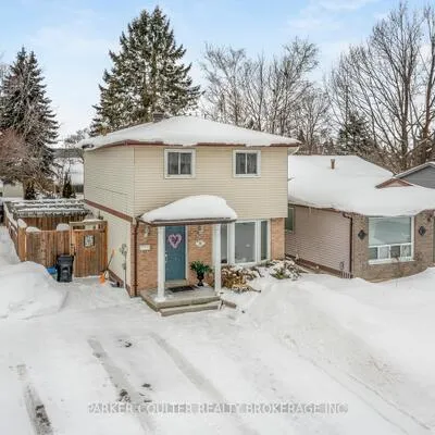 30,&nbsp;Janice, Sunnidale, Barrie