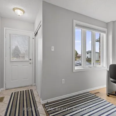 40,&nbsp;Arthur, Grove East, Barrie