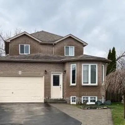 30,&nbsp;BRIGHTON, Georgian Drive, Barrie