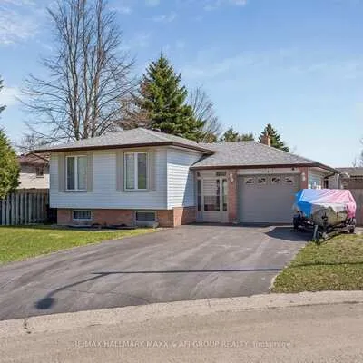 11,&nbsp;Charlotte, Letitia Heights, Barrie