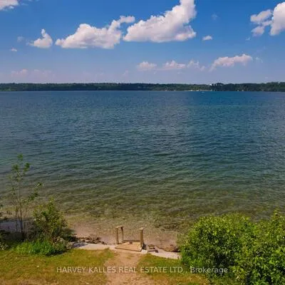 23,&nbsp;Royal Oak, South Shore, Barrie
