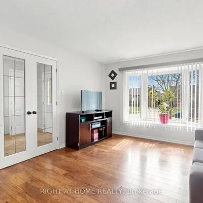 73,&nbsp;Pepler, Sunnidale, Barrie