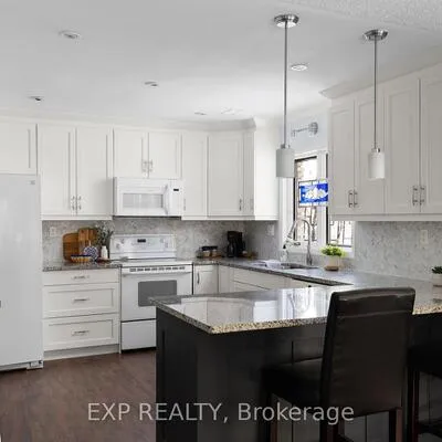 381,&nbsp;Cox Mill, South Shore, Barrie