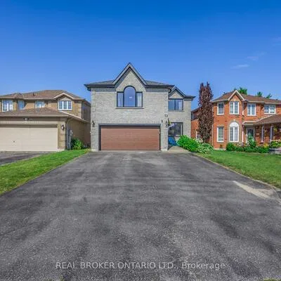 32,&nbsp;BLACK WILLOW, Holly, Barrie