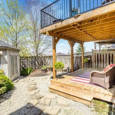 324,&nbsp;Cundles, Little Lake, Barrie