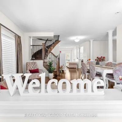8,&nbsp;Charlemagne, Innis-Shore, Barrie