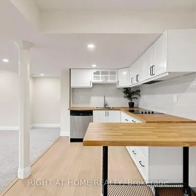 14,&nbsp;Dixon, Painswick North, Barrie