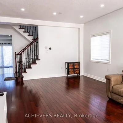 19,&nbsp;Thrushwood, 400 West, Barrie