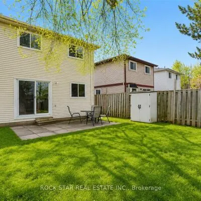 62,&nbsp;Corbett, Grove East, Barrie