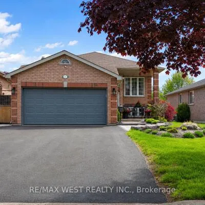 37,&nbsp;Kell, Bayshore, Barrie