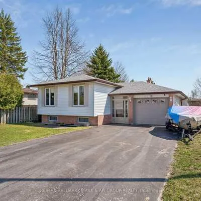 11,&nbsp;Charlotte, Letitia Heights, Barrie