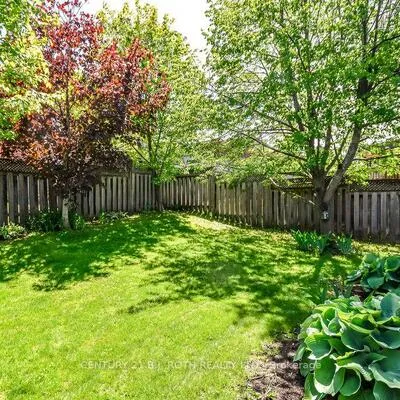53,&nbsp;FOREST DALE, Little Lake, Barrie