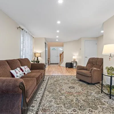 213,&nbsp;Tunbridge, Georgian Drive, Barrie